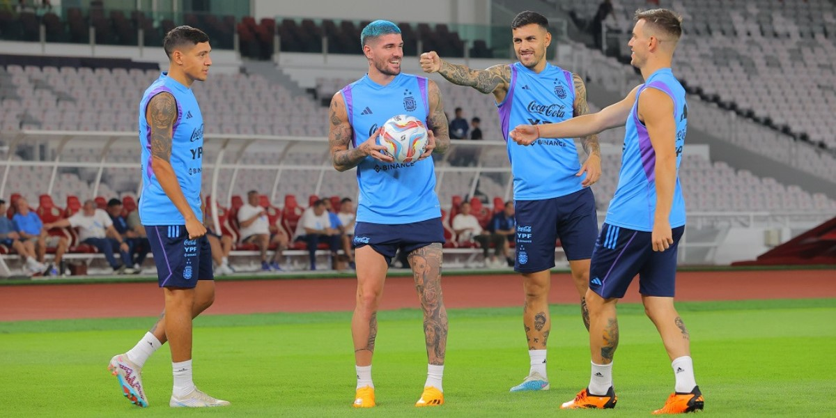 Argentina vs Indonesia: horario, formaciones y por dónde verlo. Argentina vs Indonesia jugarán este lunes a partir de las 9:30hs.