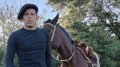 Víctor Díaz, el peón rural que se volvió viral, consiguió trabajo en el exterior