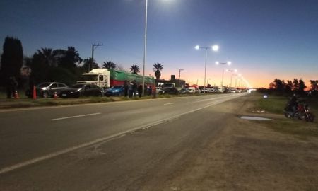 Se implementaron desvíos obligatorios y se recomienda evitar la zona debido a los trabajos de emergencia.