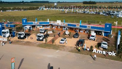 La firma Volkswagen está firme junto al campo y marca presencia en Expoagro 2025