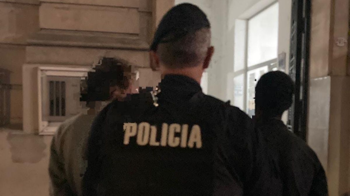 Dos detenidos en barrio Alfonso por manotear picaportes en las casas