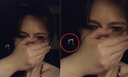 Le mandó un video a un amigo y al verlo descubrió que tenía un fantasma detrás Le mandó un video a un amigo y al verlo descubrió que tenía un fantasma detrás