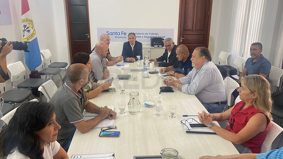 Alonso y Bayugar participaron de la reunión con la Provincia este miércoles.