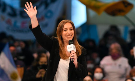 Juntos por el Cambio (JxC) lideró las PASO en la Ciudad de Buenos Aires con 48,19% Juntos por el Cambio (JxC) lideró las PASO en la Ciudad de Buenos Aires con 48,19%