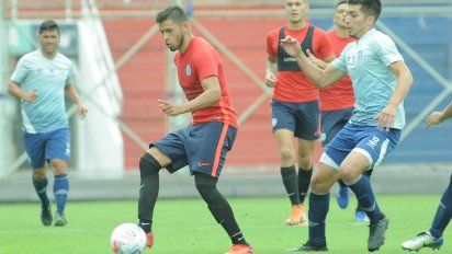 San Lorenzo: Diego Dabove probó dos equipos en los amistosos de este martes