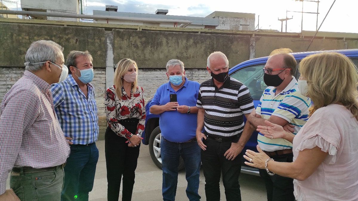 El encuentro con el “Foro de Localidades Portuarias Santafesinas” realizado en Timbúes el pasado viernes 11 fue encabezado por el presidente comunal local y por los intendentes de Puerto General San Martín, San Lorenzo y Villa Gobernador Gálvez.