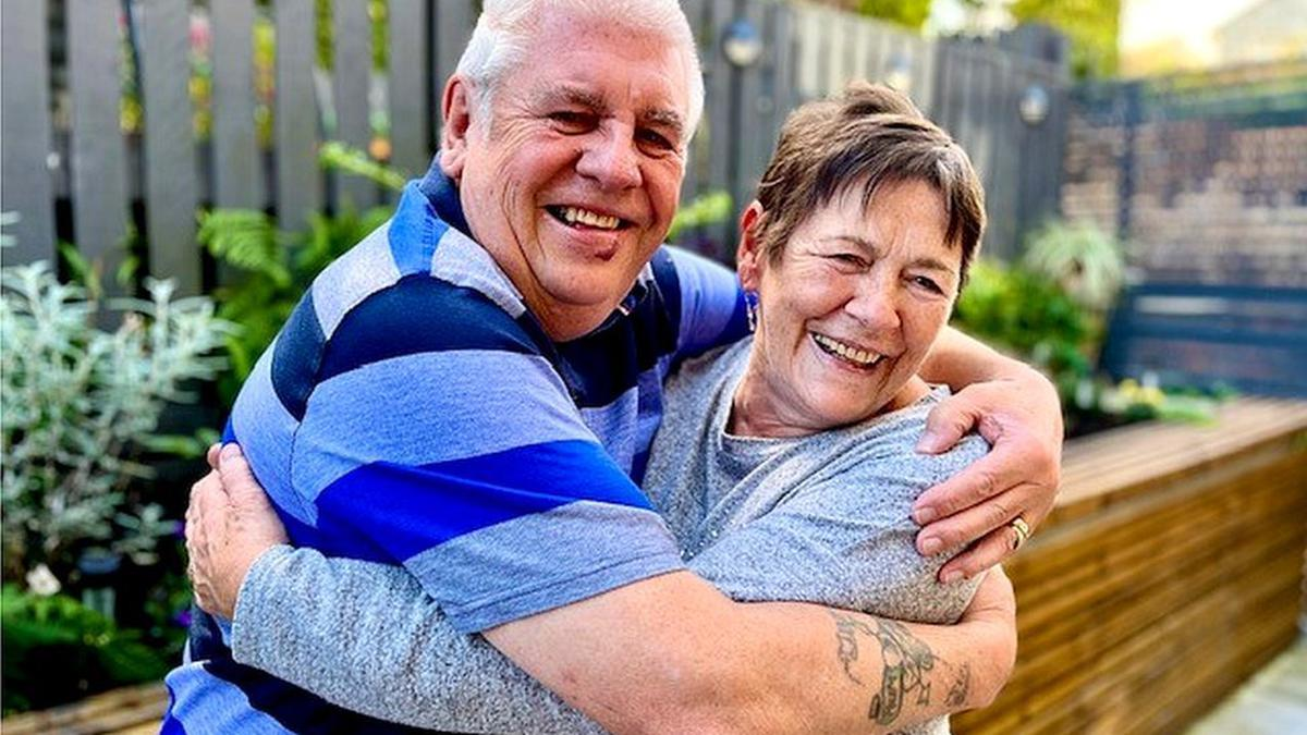 Los intercambiaron por error al nacer cuando eran bebés