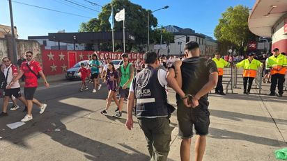 Fue a la cancha a ver Vélez vs Boca y quedó detenido por abuso sexual simple: estaba prófugo