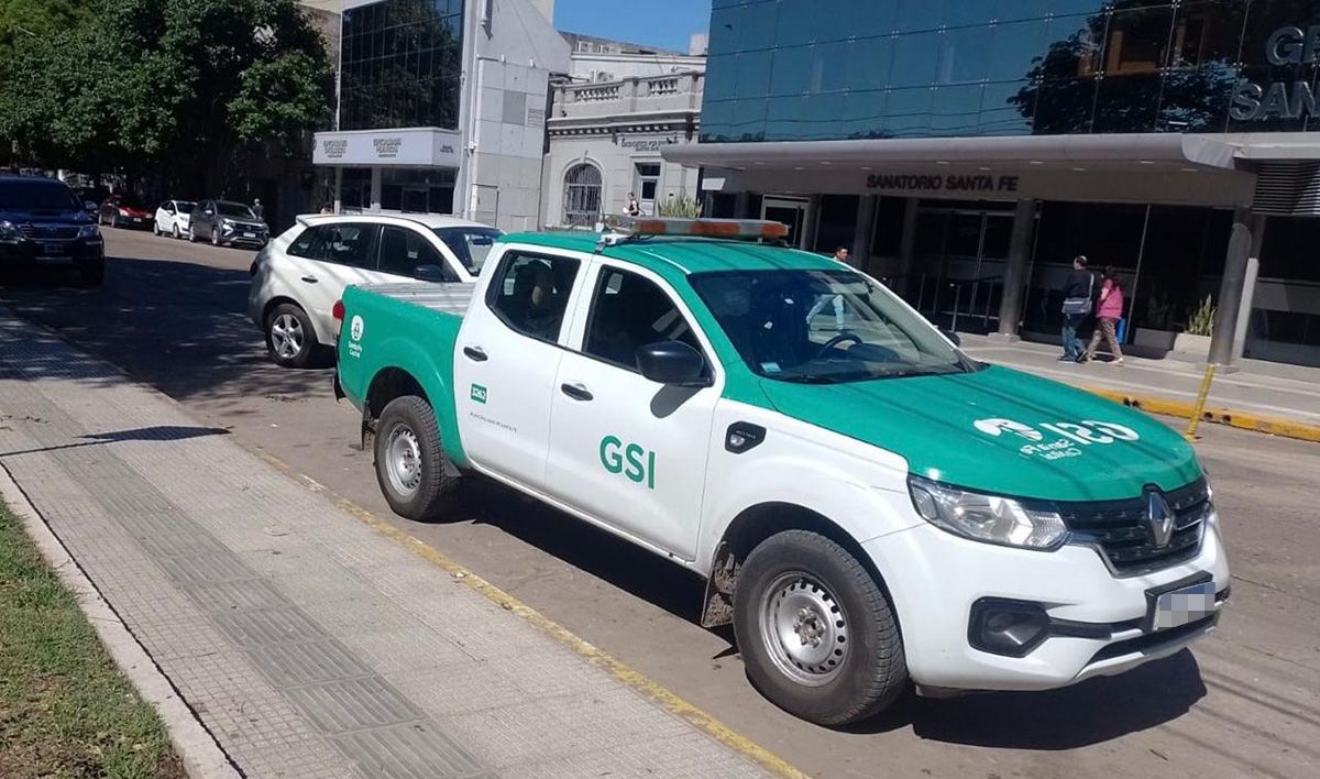 Según informó la Municipalidad, durante un patrullaje conjunto entre la GSI y la Policía se logró detener a una persona que tenía pedido de captura. Según informó la Municipalidad, durante un patrullaje conjunto entre la GSI y la Policía se logró detener a una persona que tenía pedido de captura.