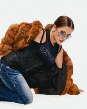 Sofía Gonet, conocida como “La Reini”, fue confirmada como parte de Popstars y tendrá un rol vinculado al universo digital del reality de Telefe. Sofía Gonet, conocida como “La Reini”, fue confirmada como parte de Popstars y tendrá un rol vinculado al universo digital del reality de Telefe.