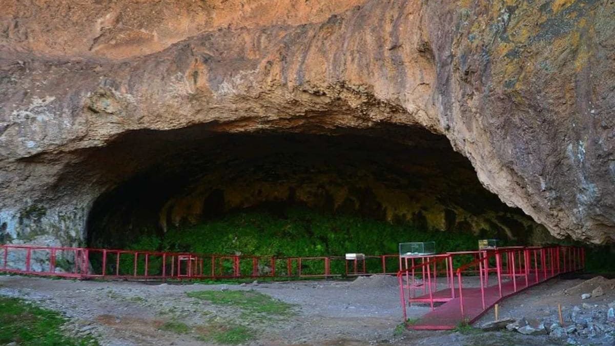 Gruta de Inti Huasi el tesoro arqueológico escondido en Argentina. Gruta de Inti Huasi el tesoro arqueológico escondido en Argentina.