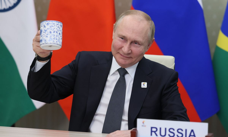 Rusia multa a Google con 370 millones dólares por repetidas infracciones de contenido: regulador Rusia multa a Google con 370 millones dólares por repetidas infracciones de contenido: regulador