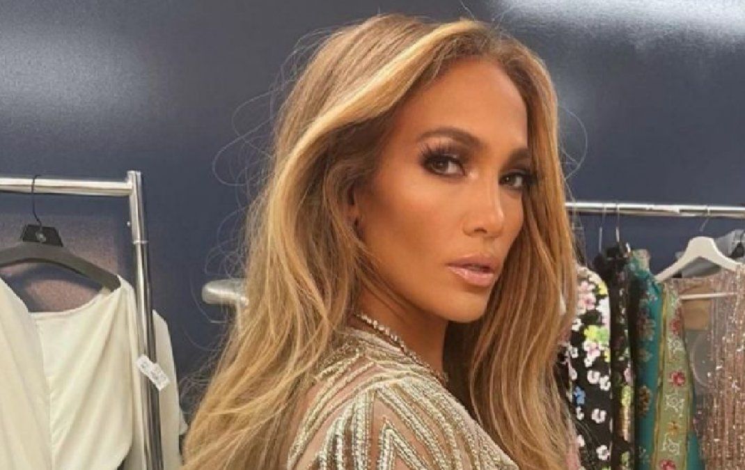 Jennifer Lopez: cómo recrear el maquillaje de la Diva del Bronx para lucir un rostro sin arrugas
