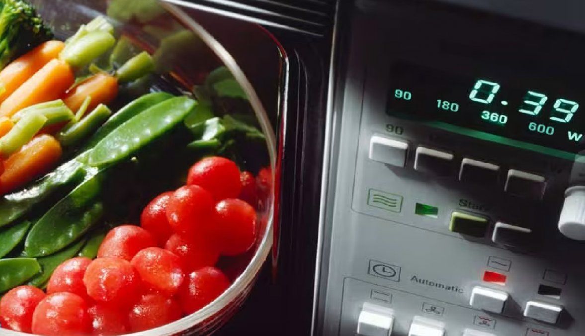 Verduras en el microondas: cuál es el punto de cocción