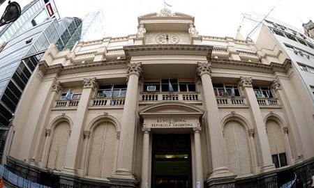 los bancos deberan contar con autorizacion del central para girar divisas al exterior los bancos deberan contar con autorizacion del central para girar divisas al exterior