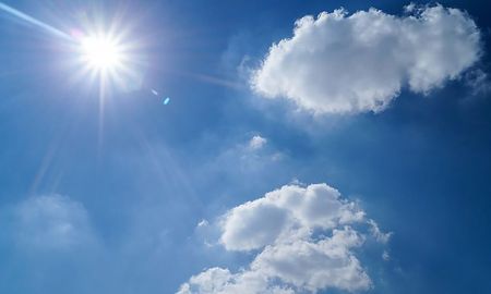 El sol que vemos no es como lo vemos, ni est&aacute; donde lo vemos.
