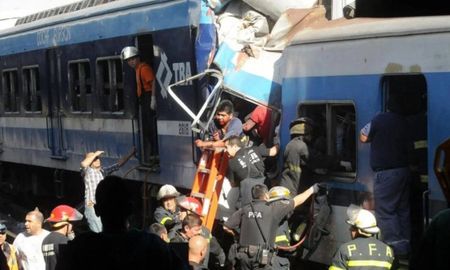 ?macri nos alento a seguir con nuestra lucha?, dijo la mama de una victima de once ?macri nos alento a seguir con nuestra lucha?, dijo la mama de una victima de once