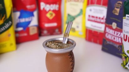 Mate frío: por la crisis, en lo que va del año se derrumbó el consumo de yerba en Argentina