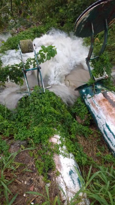 Así desagotaba uno de los canales de desagote de la ciudad de Santo Tomé.