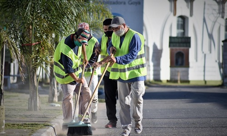 El barrido de calles será normal este martes feriado en la ciudad de Santa Fe. El barrido de calles será normal este martes feriado en la ciudad de Santa Fe.