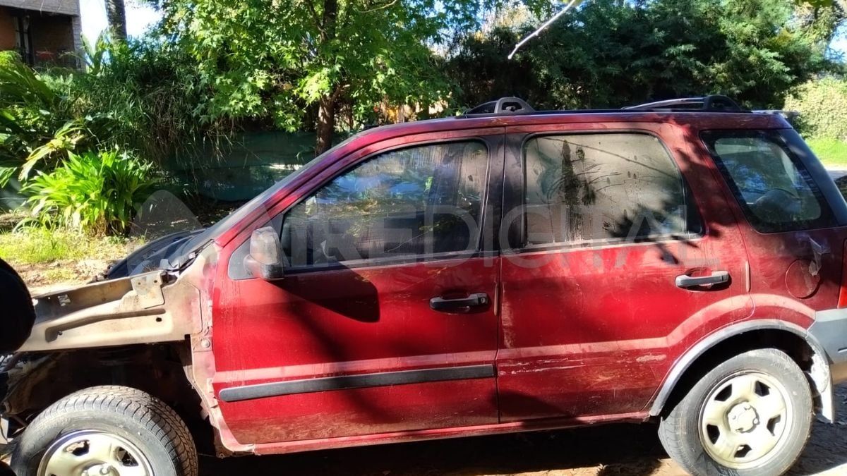 San José Del Rincón: Hallaron Vandalizada Una Camioneta Eco Sport Que ...