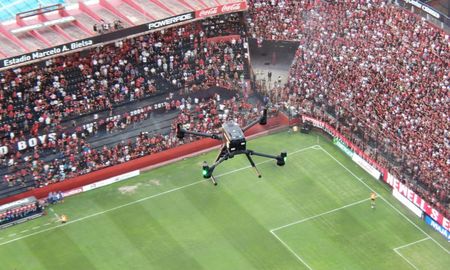 Los innovadores drones controlaron el partido de Newells y Vélez. Los innovadores drones controlaron el partido de Newells y Vélez.