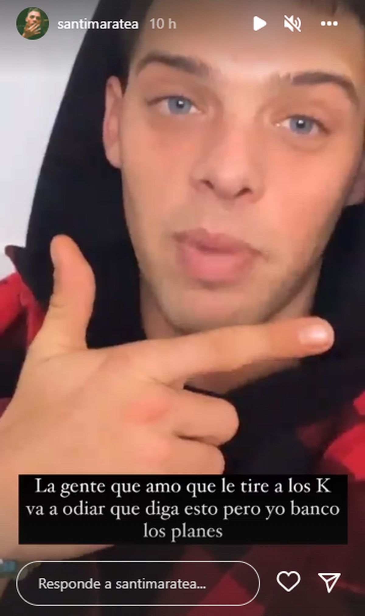 Santi Maratea defendió los planes sociales.