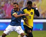 Colombia y Ecuador juegan este domingo por la primera fecha de la Copa América de Brasil, a partir de las 21 de Argentina. Colombia y Ecuador juegan este domingo por la primera fecha de la Copa América de Brasil, a partir de las 21 de Argentina.
