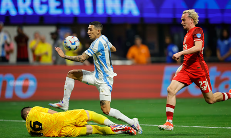 La Selección Argentina enfrenta a Canadá por las semifinales de la Copa América 2024. La Selección Argentina enfrenta a Canadá por las semifinales de la Copa América 2024.