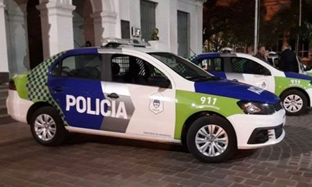 La policía de Morón detuvo a un motochorro que trabajaba como inspector de tránsito en Moreno. La policía de Morón detuvo a un motochorro que trabajaba como inspector de tránsito en Moreno.