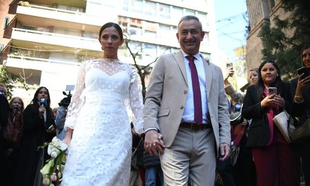 Pablo Javkin y Luisina Fruci se casaron en el emblemático pasaje Luetich de Rosario. Pablo Javkin y Luisina Fruci se casaron en el emblemático pasaje Luetich de Rosario.