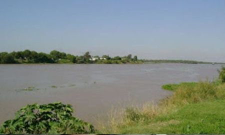 Encontraron un cadáver en el río Santa Fe. Encontraron un cadáver en el río Santa Fe.