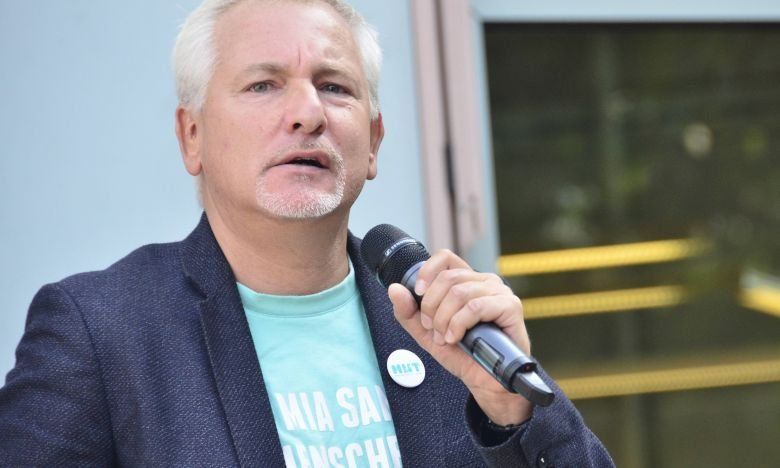 Despidieron a Matthias Matuschik, luego de sus comentarios contra BTS.