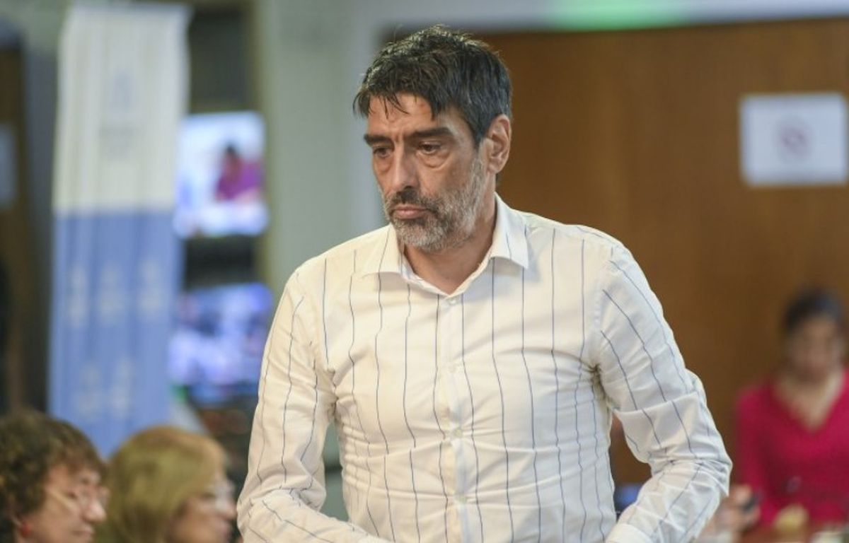 La Coalición Cívica pide la expulsión de Tailhade de la Cámara de Diputados.