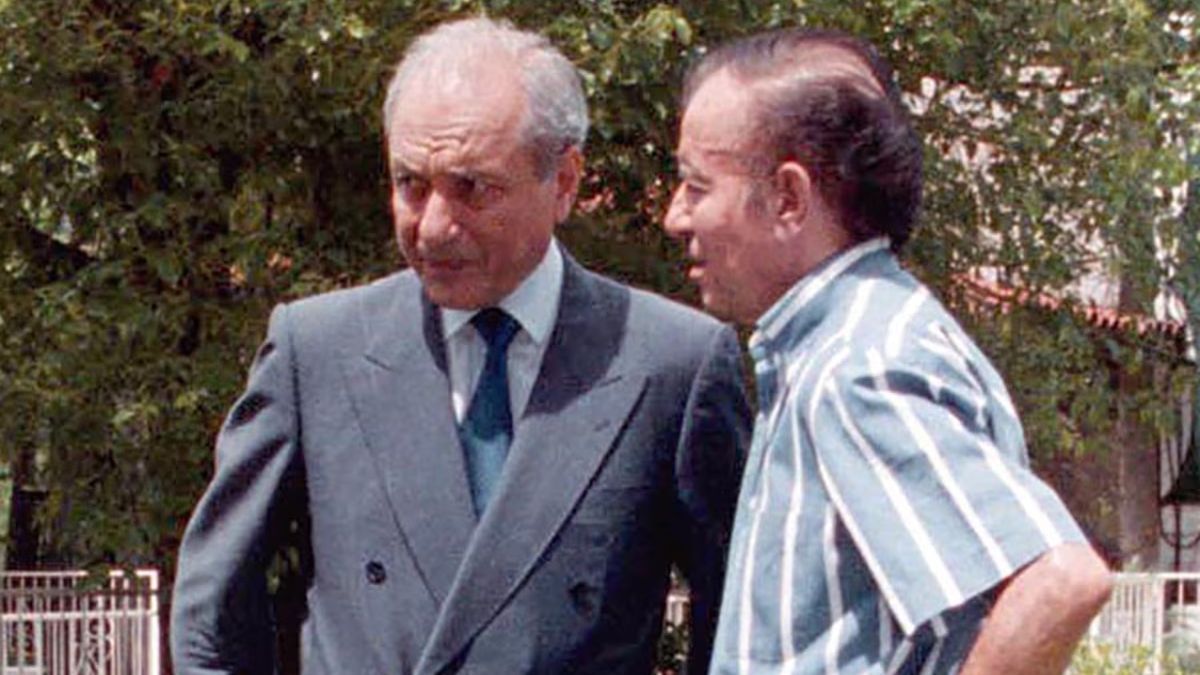 Eduardo Menem criticó la serie y cuestionó varias escenas mostradas sobre su hermano. Eduardo Menem criticó la serie y cuestionó varias escenas mostradas sobre su hermano.