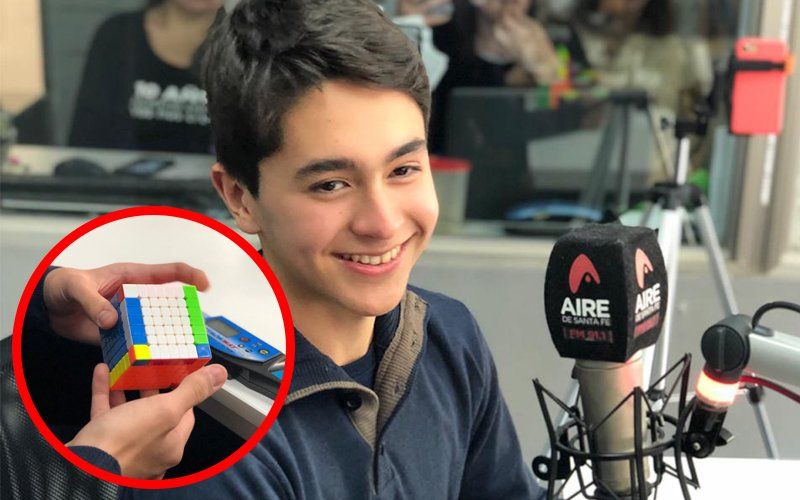 El campeón sudamericano de Cubo Rubik es santafesino, tiene 15 y dio cátedra en vivo
