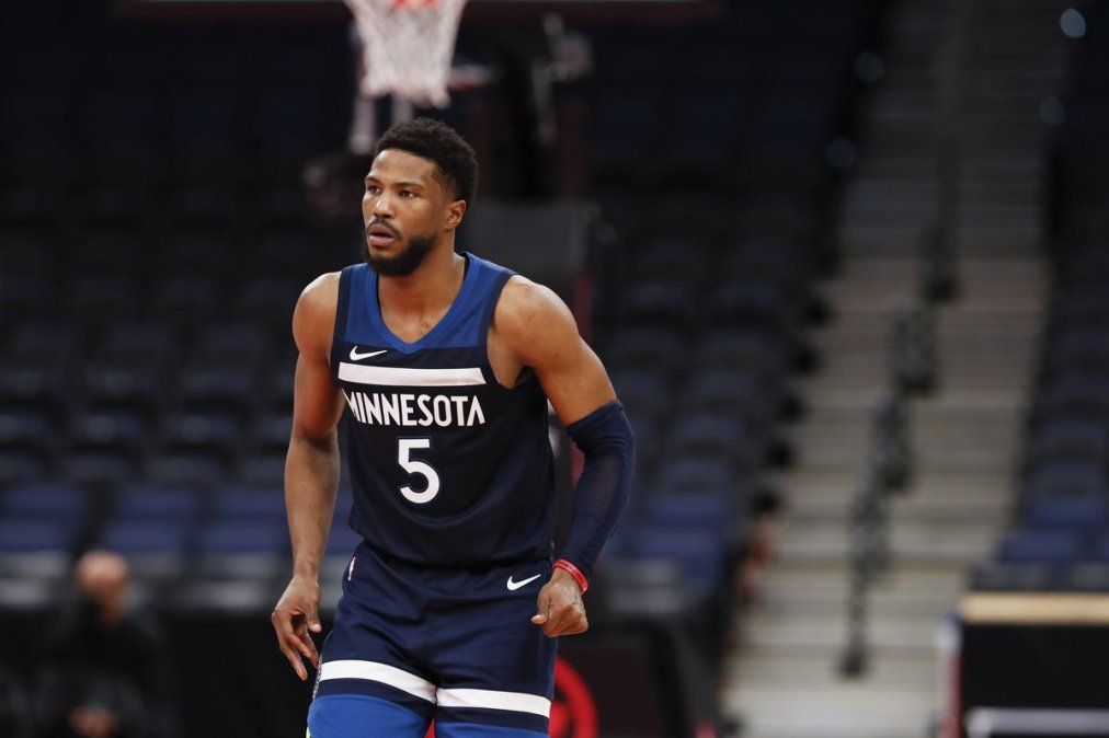 Malik Beasley, de Minnesota Timberwolves, fue sancionado con 12 partidos por la NBA por apuntar con un arma a una familia.