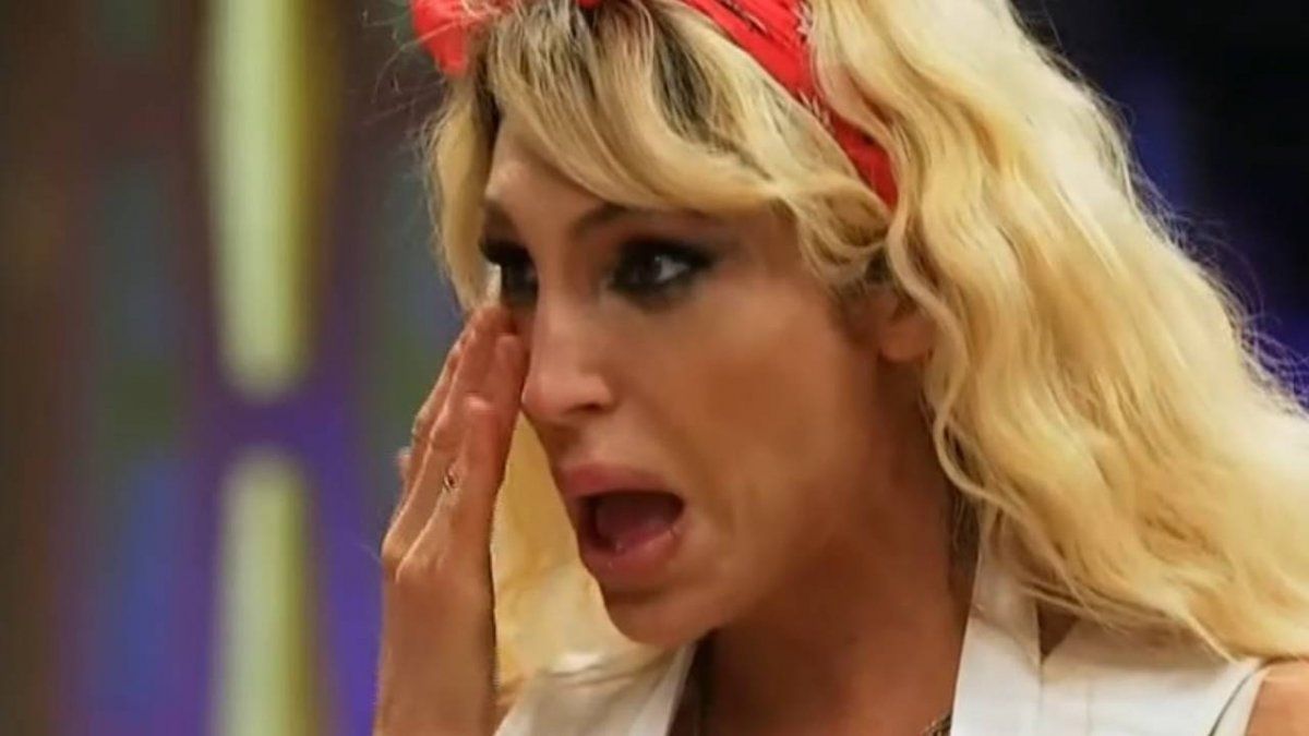 Vicky Xipolitakis está en serios problemas económicos.