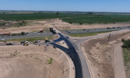 El plan de obras viales del gobierno provincial avanza con el desarrollo del nuevo intercambiador de acceso a Fray Luis Beltrán El plan de obras viales del gobierno provincial avanza con el desarrollo del nuevo intercambiador de acceso a Fray Luis Beltrán