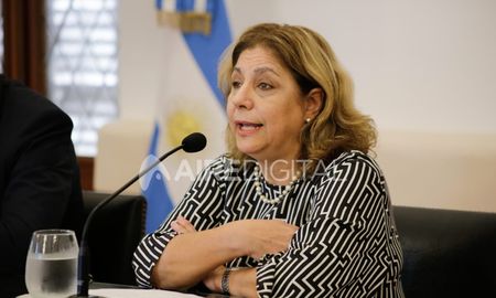Sonia Martorano, secretaria de Salud de Santa Fe, aseguró que el equipo de Salud tiene todos los elementos de protección personal para hacer frente al coronavirus. Sonia Martorano, secretaria de Salud de Santa Fe, aseguró que el equipo de Salud tiene todos los elementos de protección personal para hacer frente al coronavirus.