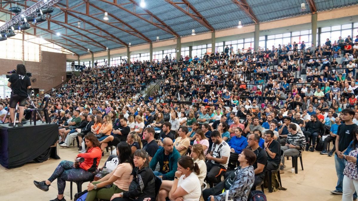 Participar&aacute;n m&aacute;s de 2.000 personas del &aacute;mbito deportivo y educativo.