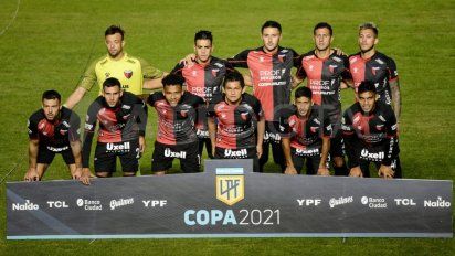 Se suspende el fútbol argentino y no juega Colón la semifinal en San Juan