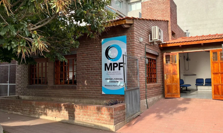 El docente fue imputado tras la denuncia de la madre de la víctima.