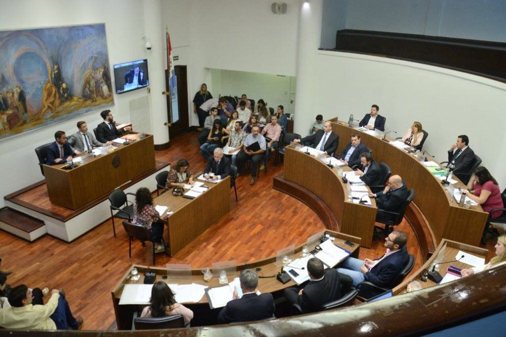 Piden informes por recorte de obra pública nacional