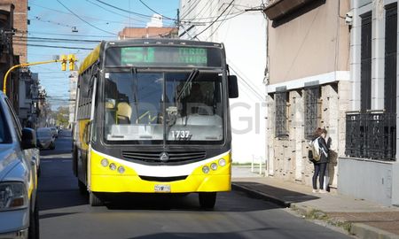 La Federación que nuclea a las empresas de transporte emitió un duro comunicado en reclamo de los aportes nacionales prometidos. La Federación que nuclea a las empresas de transporte emitió un duro comunicado en reclamo de los aportes nacionales prometidos.