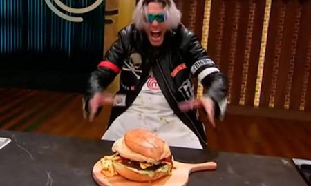 Alex Caniggia lanza a la venta su Xela Burguer. Alex Caniggia lanza a la venta su Xela Burguer.
