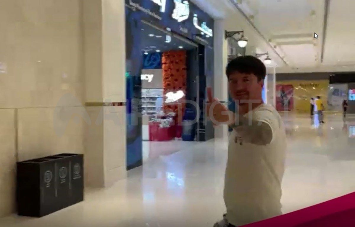 El equipo de AIRE en Qatar se encontró con Rodrigo Messi en uno de los shoppings más lujosos del mundo.