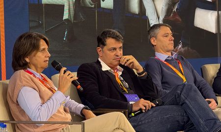 Tres startups de biotecnología compartieron sus experiencias en el Santa Fe Business Forum. Tres startups de biotecnología compartieron sus experiencias en el Santa Fe Business Forum.