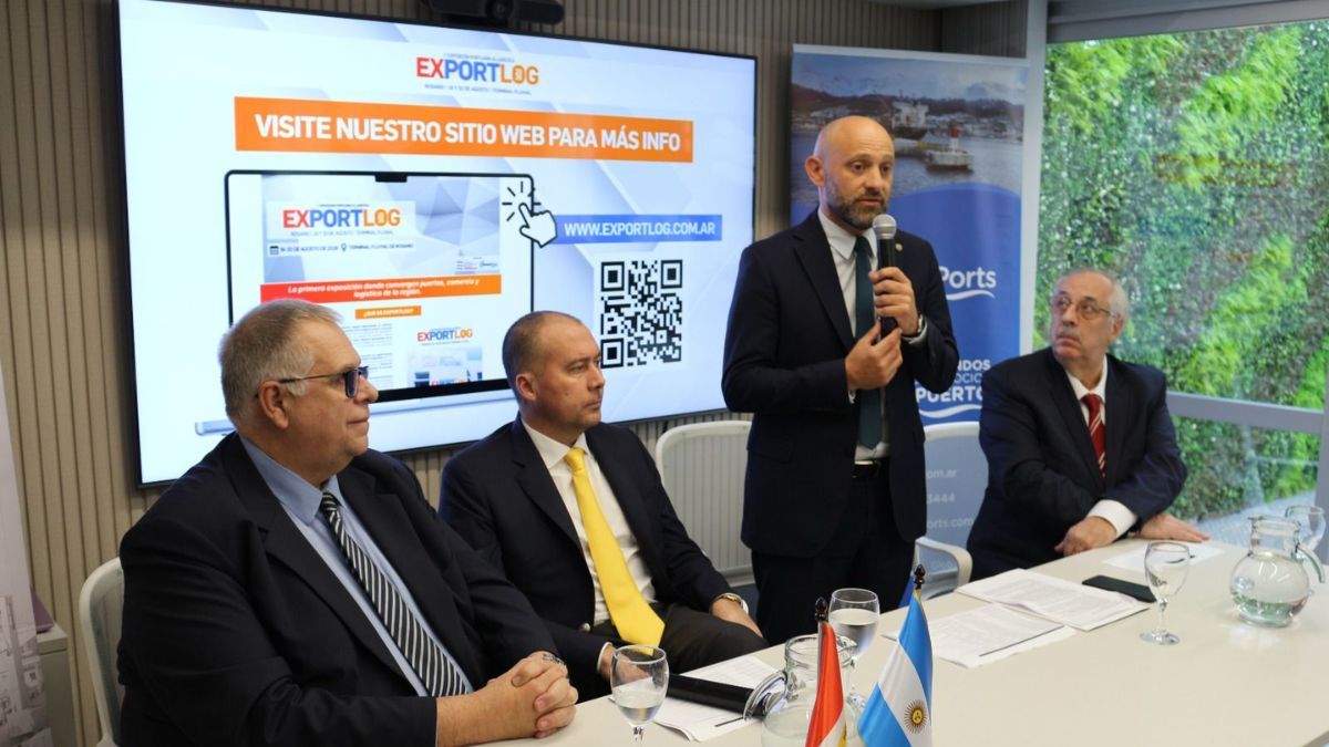 En la presentación oficial de Exportlog 2026 realizada en Buenos Aires, el ministro Puccini y el director nacional de Puertos, Iñaki Arreseygor, ratificaron el trabajo conjunto.&nbsp;