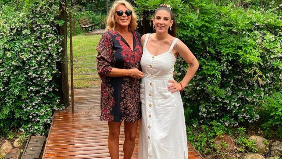 Reina Reech cumple con los requisitos y por ello, Juana Repetto se descargó en las redes. 